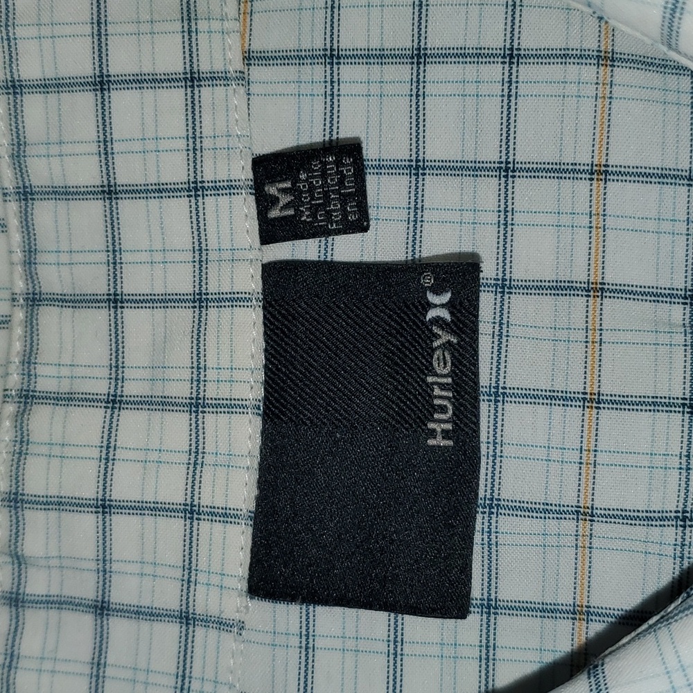 Hurely Buttondown - Picture 7 of 12